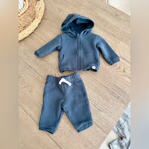 NWOT! Carter’s Navy Sweatpants Set, 3 Months!